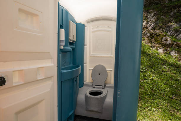 Types of Portable Toilets We Offer in South Coventry, CT